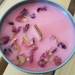 Passion Handmade Soy Candle with Dried Rose Petals